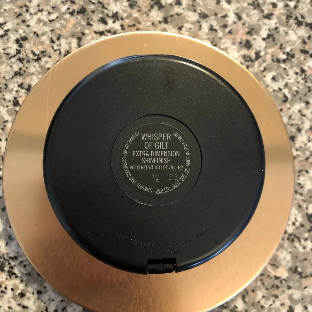 M.A.C extra dimension skinfinish poudre lumiere - Picture 4 of 8